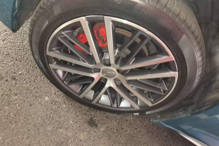 Used Geely Auto Preface 2021 2.0TD Luxury Version Left Front Wheel Hub