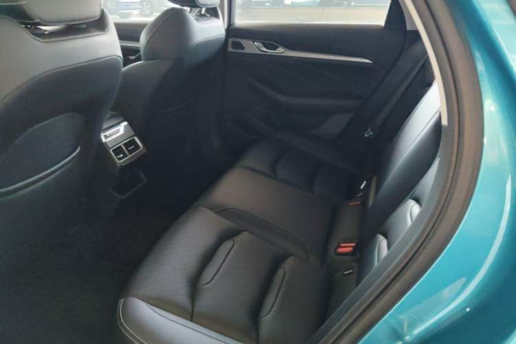 Used Geely Auto Preface 2021 2.0TD Luxury Version Left Rear Seat