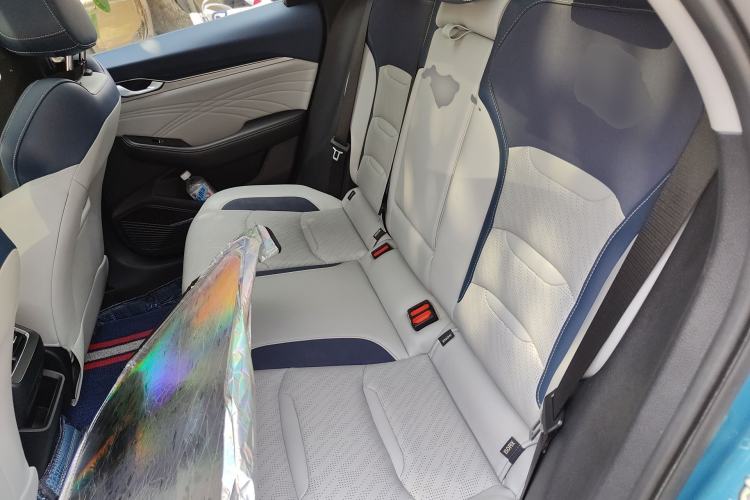 Used Geely Auto Preface 2021 2.0TD Designer's Recommended Edition Left Rear Seat