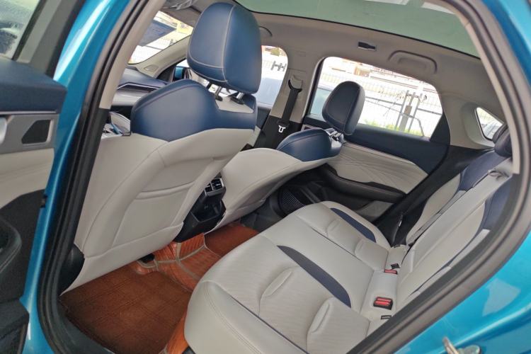 Used Geely Auto Preface 2021 2.0TD Designer's Recommended Edition Left Rear Seat