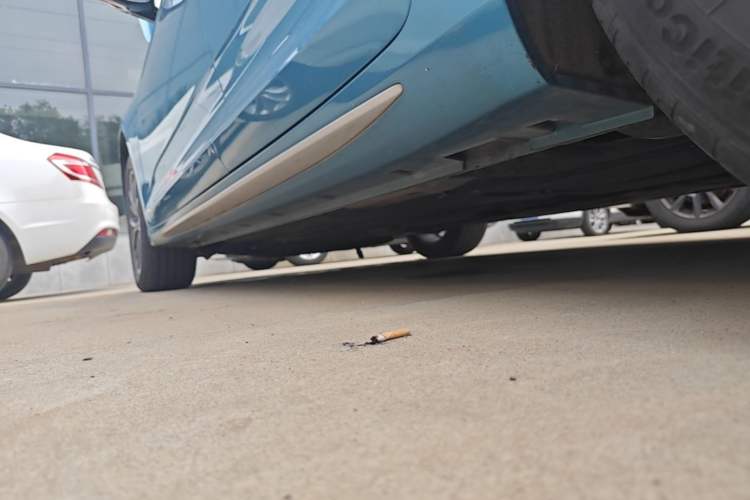 Used Geely Auto Preface 2021 2.0TD Luxury Version Left Side Sill