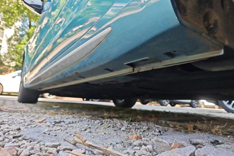 Used Geely Auto Preface 2021 2.0TD Luxury Version Left Side Sill