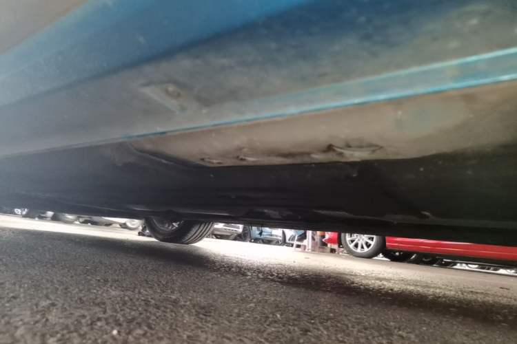 Used Geely Auto Preface 2021 2.0TD Designer's Recommended Edition Left Side Sill