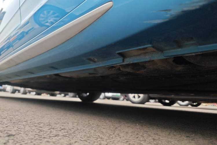Used Geely Auto Preface 2021 2.0TD Luxury Version Left Side Sill