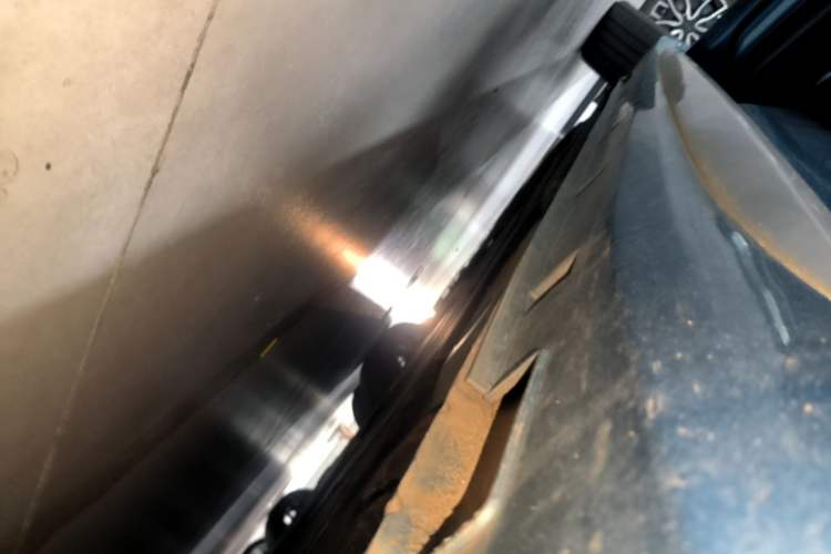Used Geely Auto Preface 2021 Revised Version 2.0TD Luxury Edition Left Side Sill