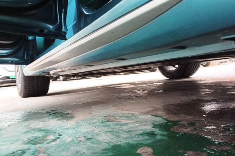 Used Geely Auto Preface 2021 2.0TD Luxury Version Left Side Sill