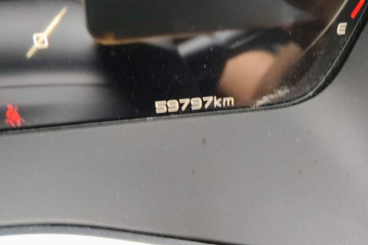 Used Geely Auto Preface 2021 2.0TD Designer's Recommended Edition Odometer Close Up