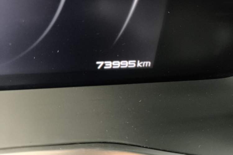 Used Geely Auto Preface 2021 2.0TD Luxury Version Odometer Close Up