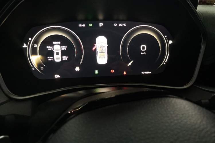 Used Geely Auto Preface 2021 Revised Version 2.0TD Luxury Edition Odometer Close Up