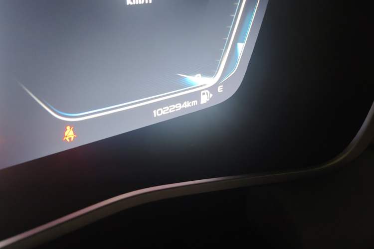 Used Geely Auto Preface 2021 Revised Version 2.0TD Luxury Edition Odometer Close Up