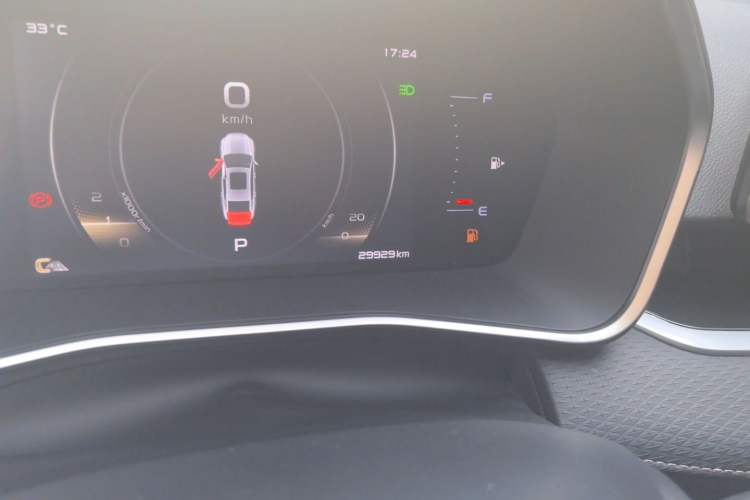 Used Geely Auto Preface 2021 2.0TD Luxury Version Odometer Close Up