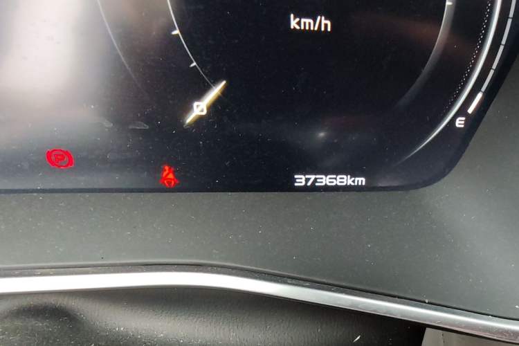 Used Geely Auto Preface 2021 Revised Version 2.0TD Luxury Edition Odometer Close Up