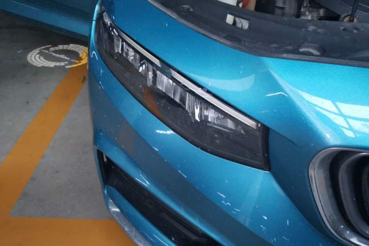 Used Geely Auto Preface 2021 Revised Version 2.0TD Luxury Edition Right Front Headlight