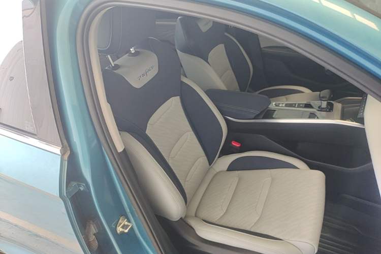 Used Geely Auto Preface 2021 Revised Version 2.0TD Luxury Edition Right Front Seat