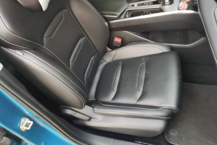 Used Geely Auto Preface 2021 2.0TD Luxury+ Version Right Front Seat