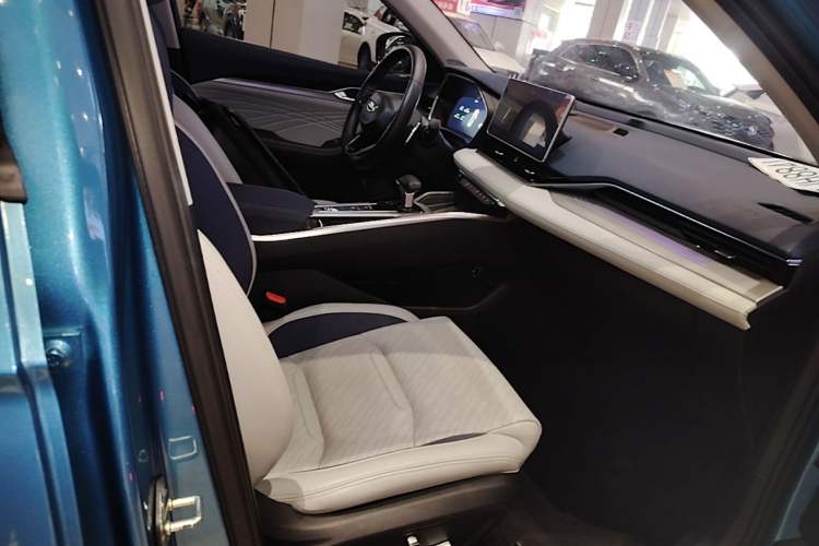 Used Geely Auto Preface 2021 Revised Version 2.0TD Luxury Edition Right Front Seat