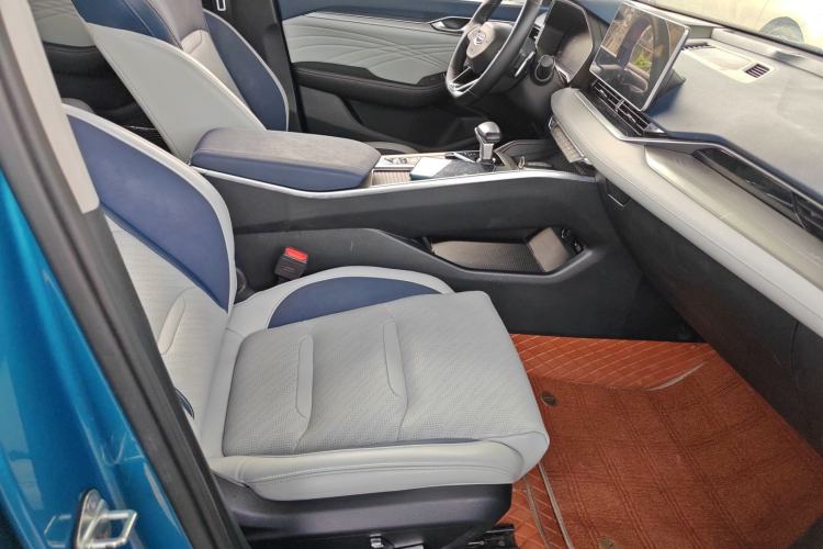 Used Geely Auto Preface 2021 2.0TD Designer's Recommended Edition Right Front Seat