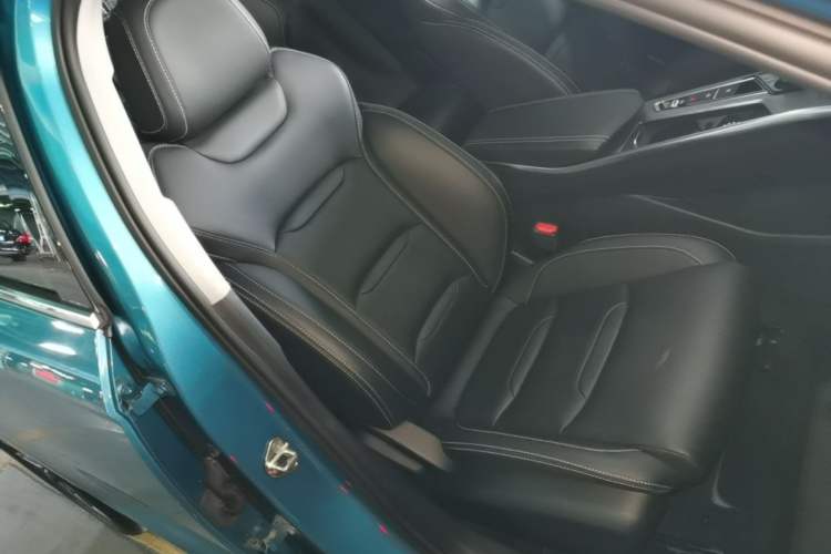 Used Geely Auto Preface 2021 2.0TD Luxury Version Right Front Seat