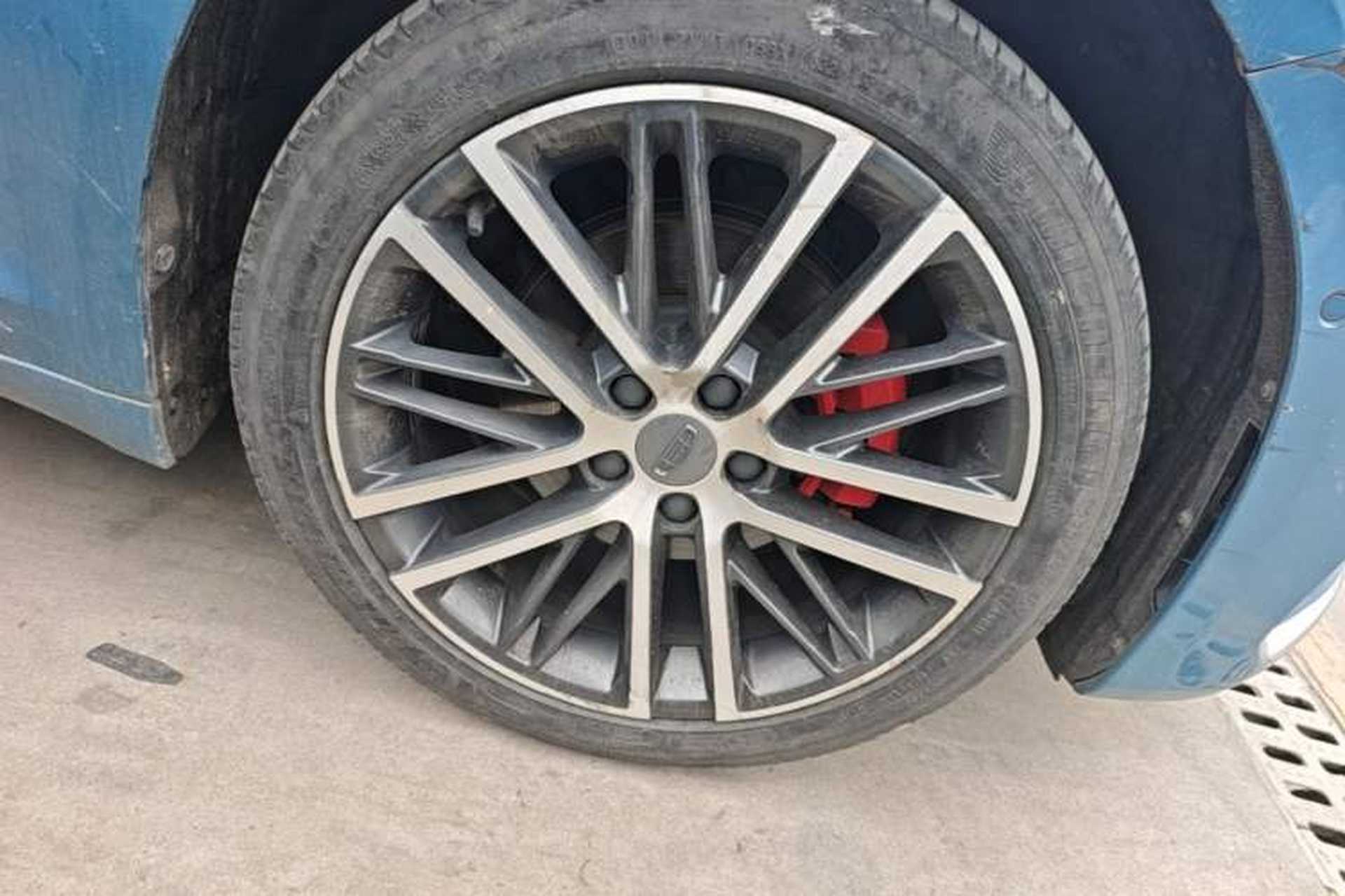 Used Geely Auto Preface 2021 2.0TD Flagship Edition Right Front Wheel Hub