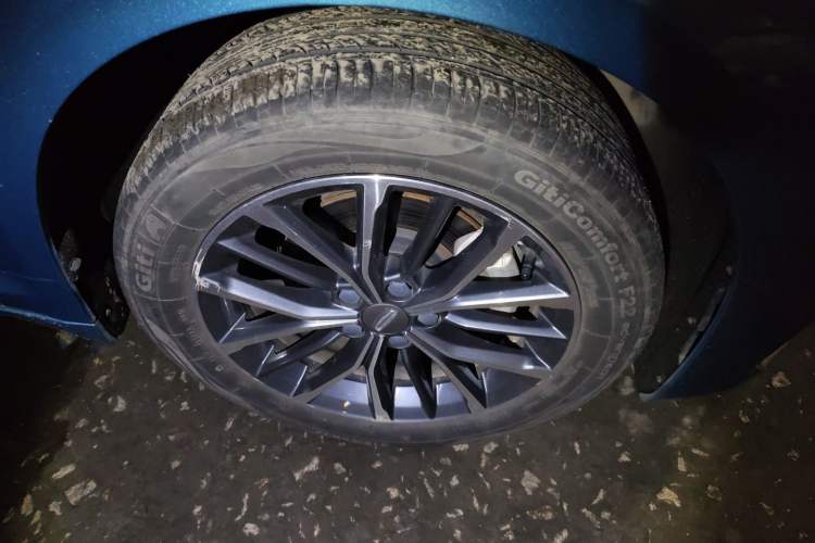 Used Geely Auto Preface 2021 2.0TD Luxury Version Right Front Wheel Hub