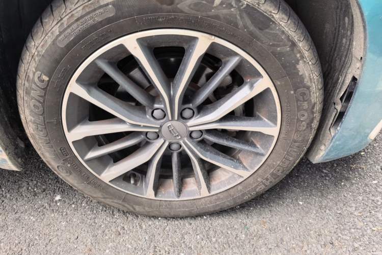 Used Geely Auto Preface 2021 2.0TD Luxury Version Right Front Wheel Hub