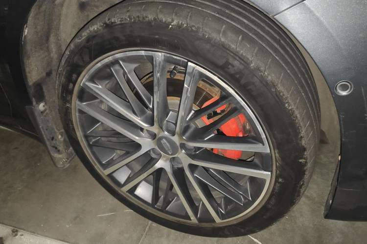 Used Geely Auto Preface 2021 Revised Version 2.0TD Luxury Edition Right Front Wheel Hub