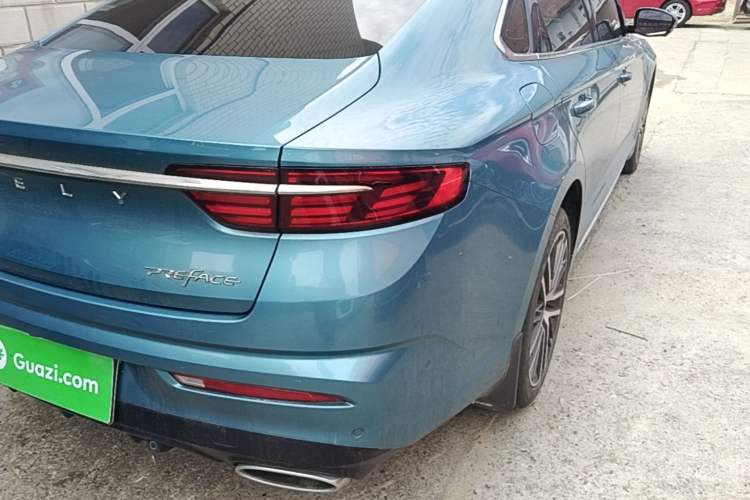 Used Geely Auto Preface 2021 2.0TD Luxury Version Right Rear Taillight