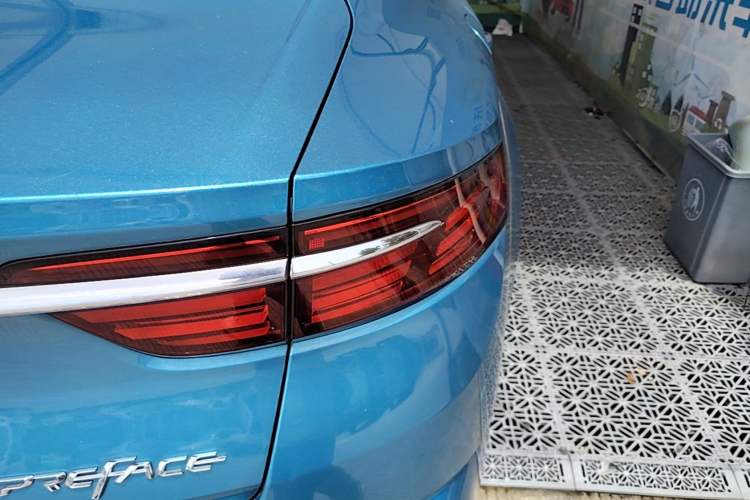 Used Geely Auto Preface 2021 2.0TD Luxury Version Right Rear Taillight