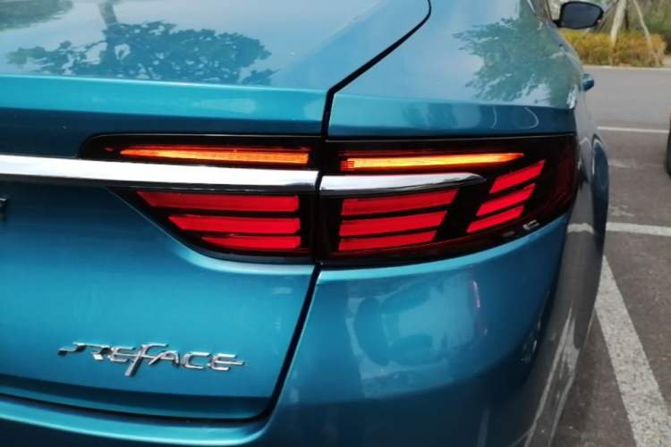 Used Geely Auto Preface 2021 2.0TD Luxury Version Right Rear Taillight