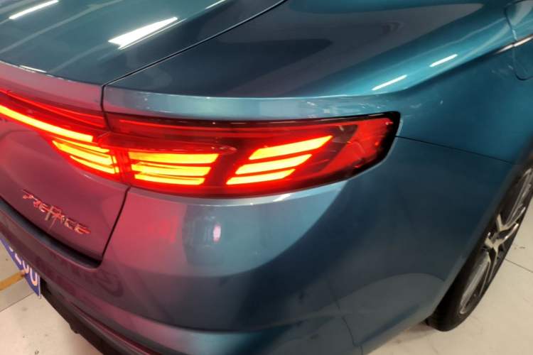 Used Geely Auto Preface 2021 Revised Version 2.0TD Luxury Edition Right Rear Taillight
