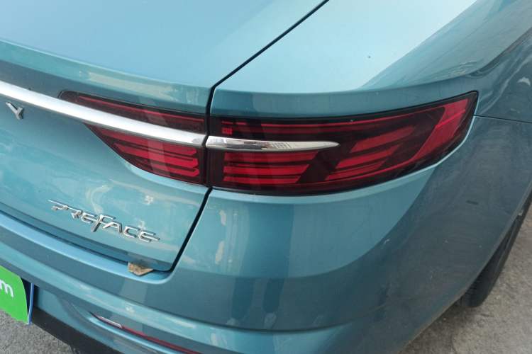 Used Geely Auto Preface 2021 2.0TD Luxury Version Right Rear Taillight