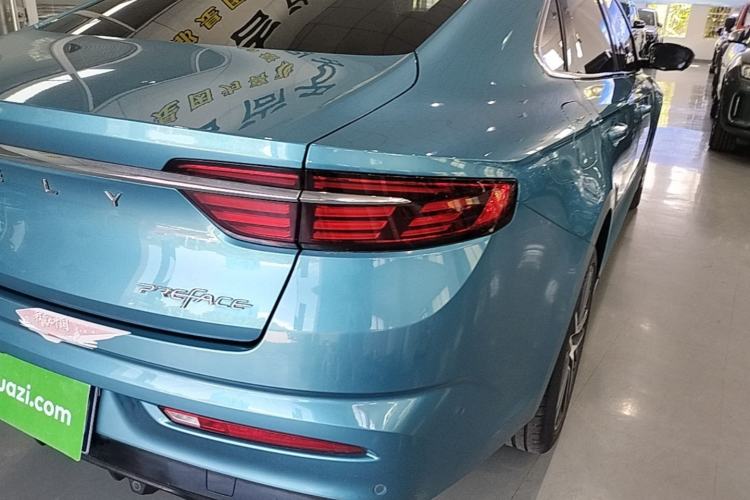 Used Geely Auto Preface 2021 Revised Version 2.0TD Luxury Edition Right Rear Taillight