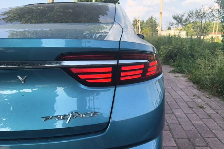 Used Geely Auto Preface 2021 2.0TD Flagship Edition Right Rear Taillight