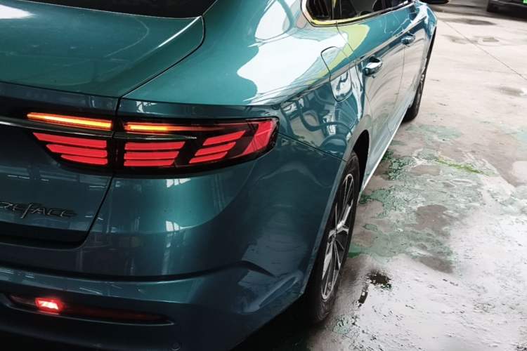 Used Geely Auto Preface 2021 2.0TD Luxury Version Right Rear Taillight