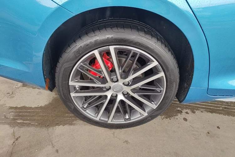 Used Geely Auto Preface 2021 2.0TD Designer's Recommended Edition Right Rear Wheel Hub