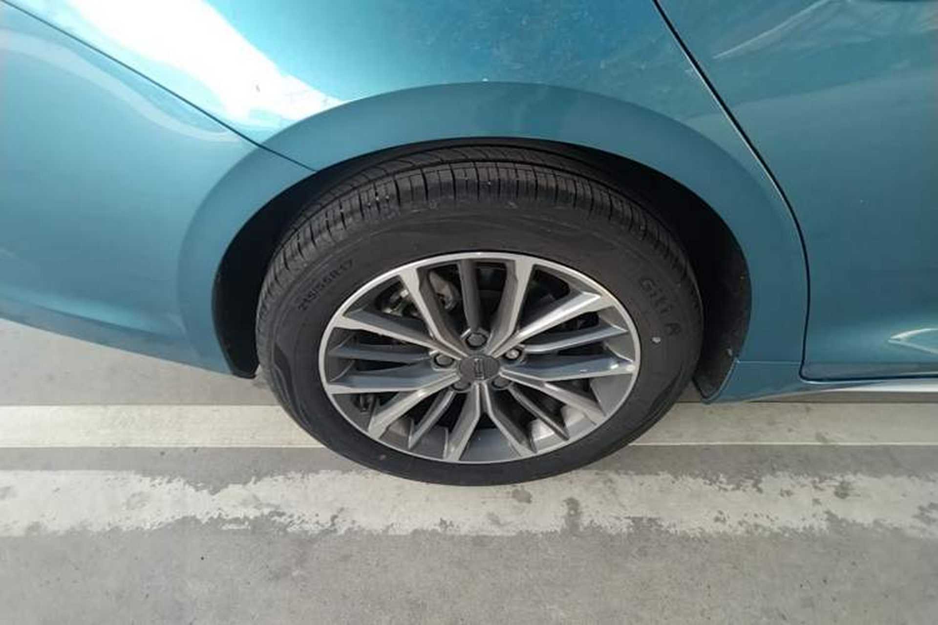 Used Geely Auto Preface 2021 2.0TD Luxury Version Right Rear Wheel Hub