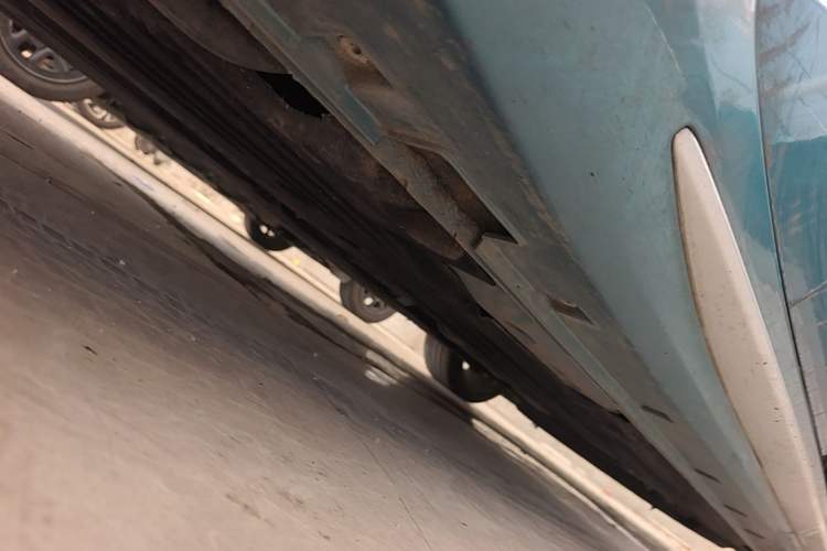 Used Geely Auto Preface 2021 2.0TD Luxury Version Right Side Sill