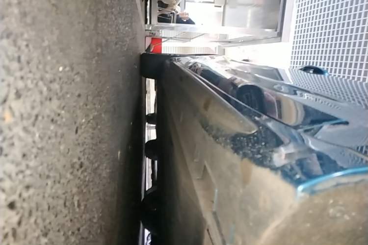 Used Geely Auto Preface 2021 Revised Version 2.0TD Luxury Edition Right Side Sill