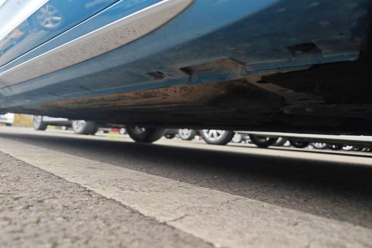 Used Geely Auto Preface 2021 2.0TD Luxury Version Right Side Sill