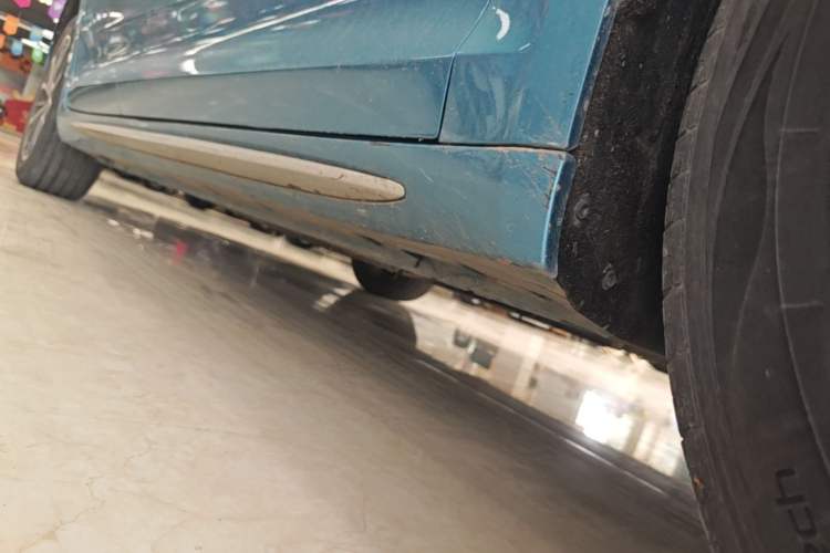 Used Geely Auto Preface 2021 2.0TD Luxury Version Right Side Sill