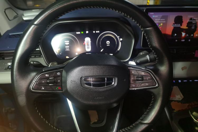 Used Geely Auto Preface 2021 2.0TD Designer's Recommended Edition Steering Wheel