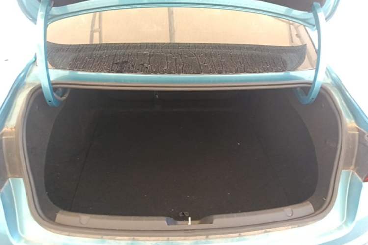 Used Geely Auto Preface 2021 2.0TD Designer's Recommended Edition Trunk