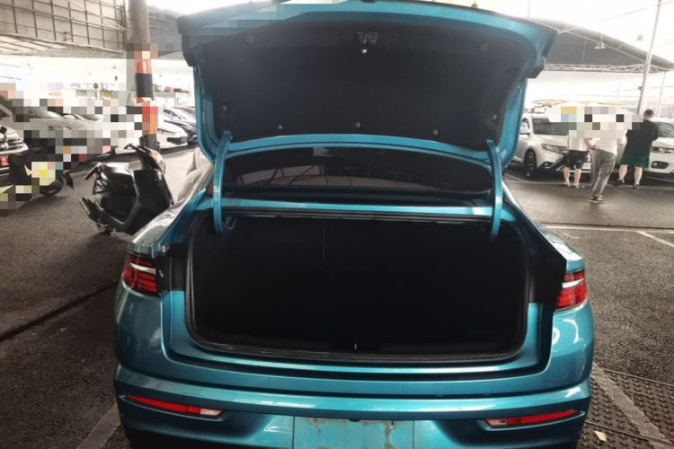 Used Geely Auto Preface 2021 2.0TD Designer's Recommended Edition Trunk