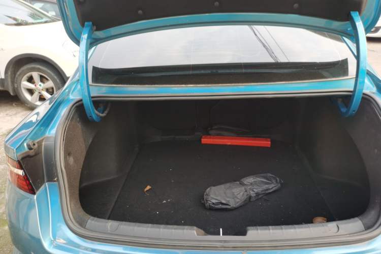 Used Geely Auto Preface 2021 2.0TD Luxury+ Version Trunk