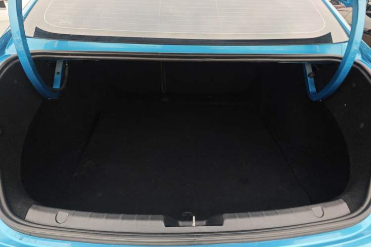 Used Geely Auto Preface 2021 2.0TD Luxury Version Trunk