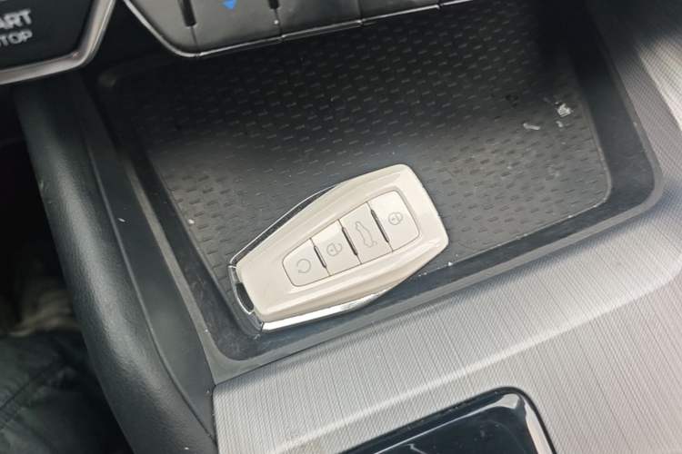 Used Geely Auto Preface 2021 Revised Version 2.0TD Luxury Edition Vehicle Key