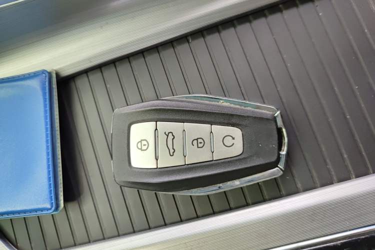 Used Geely Auto Preface 2021 2.0TD Designer's Recommended Edition Vehicle Key