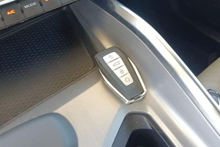 Used Geely Auto Preface 2021 2.0TD Designer's Recommended Edition Vehicle Key