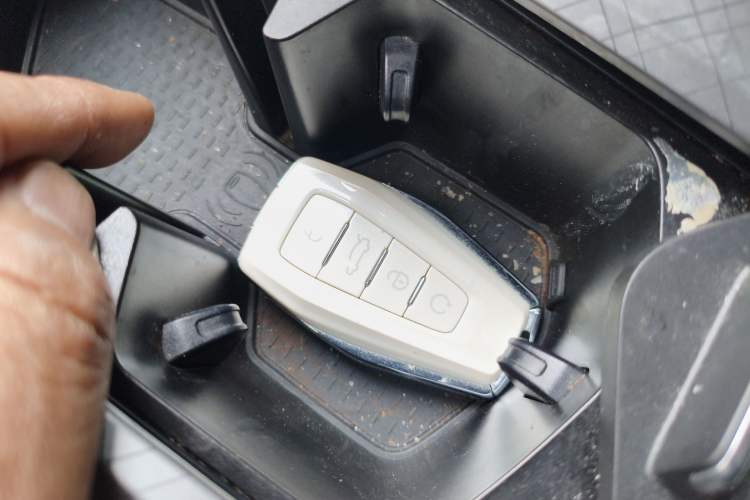 Used Geely Auto Preface 2021 2.0TD Luxury+ Version Vehicle Key