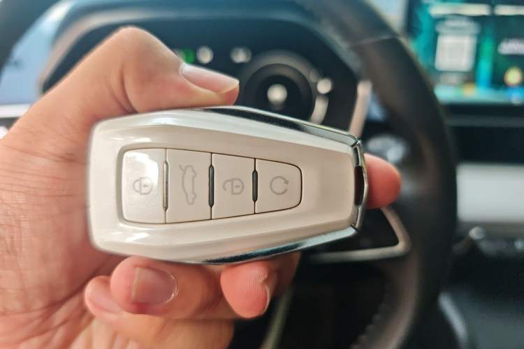 Used Geely Auto Preface 2021 2.0TD Flagship Edition Vehicle Key
